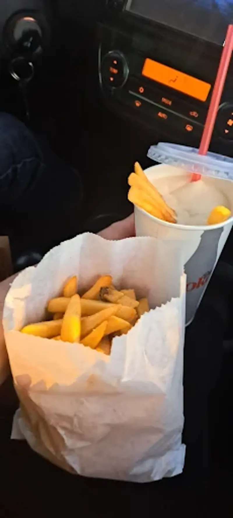 Arizona Locals Travel Miles for the Burgers at This Humble Restaurant 6 Hand-Spun Shakes And Malts