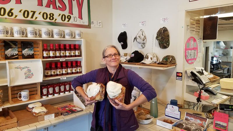 This Michigan Pastie Shop Has A Lunch Rush Every Day And Locals Order Two At A Time 8 Cinnamon Rolls And Giant Cookies