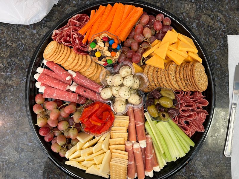 Family size platter