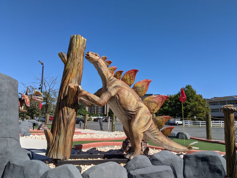 Nick's Mini Golf - Nick's Dinoland Golf - Bethany Beach, Delaware