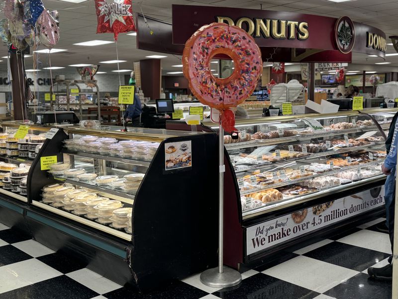 Shady Maple Farm Market - East Earl, Pennsylvania