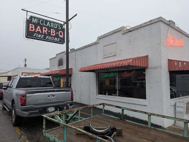 The Best Family-Owned Restaurant in Every State That Still Feels Like Home 5 McClard's Bar-B-Q Restaurant - Hot Springs National Park, Arkansas