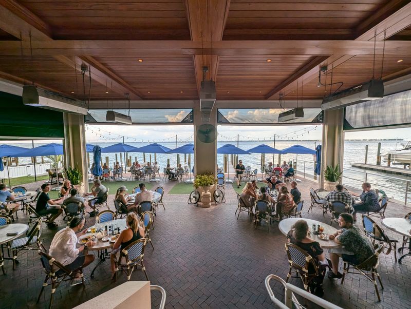 Dockside Patio Atmosphere