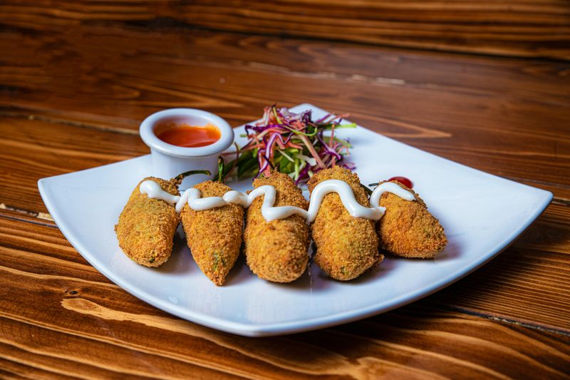 22 Foods That Make People Argue Like It’s Personal 9 No hot sauce