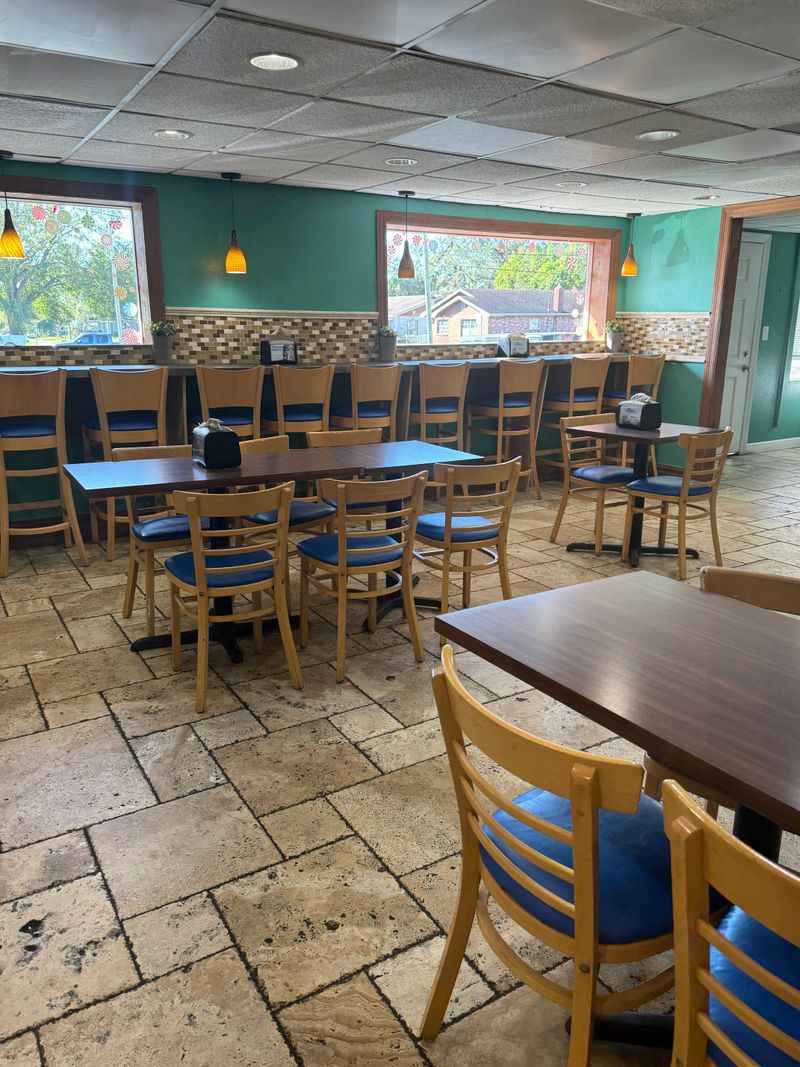 This Unassuming Florida Bakery Is Known for Cakes Locals Swear By 7 Café con Leche and Cuban Coffee