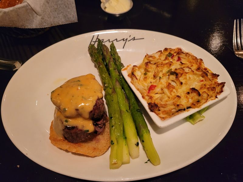 Harry's Savoy Grill - Wilmington, Delaware