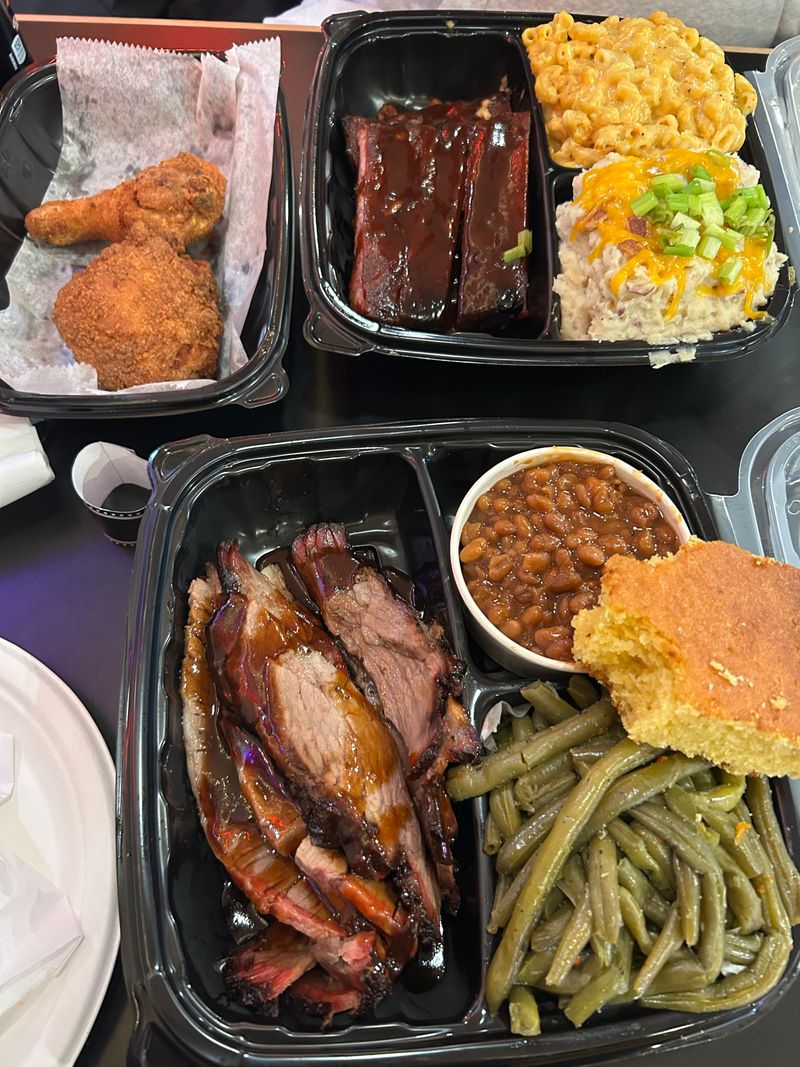 Henri's Hotts Barbeque - Hammonton, New Jersey