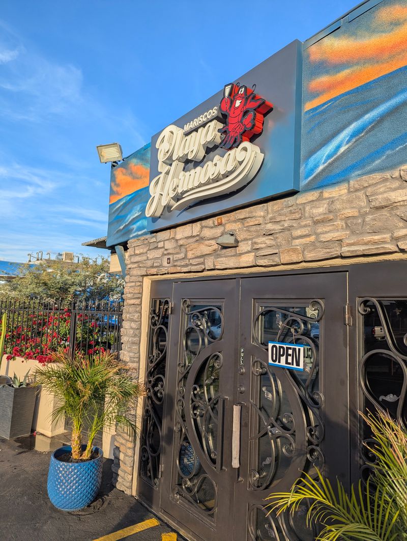 Mariscos Playa Hermosa - Phoenix, Arizona