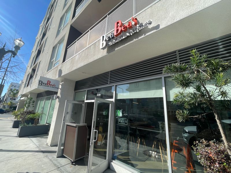 13 Arizona Diners That Feel Like a Step Back Into a Norman Rockwell Era 13 The Busy Bee Cafe – Glendale, Arizona