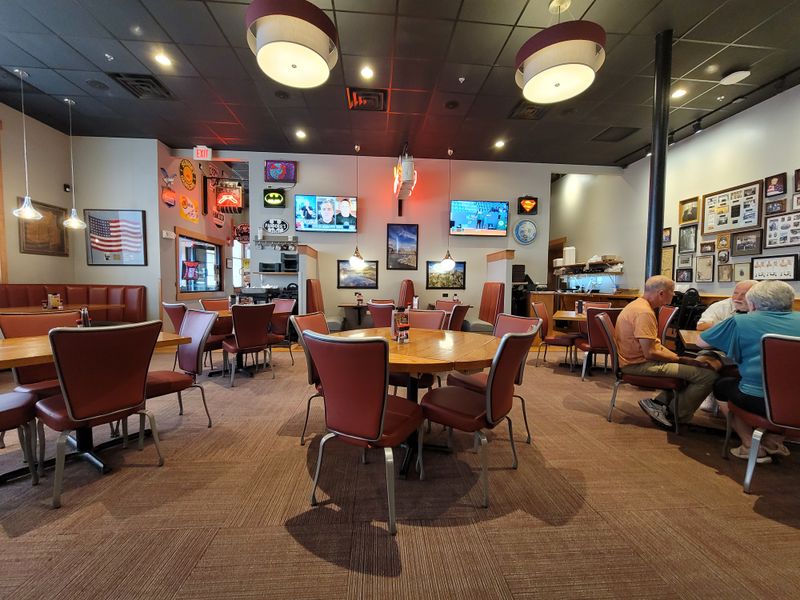 Colonial House Restaurant & Bar - Rapid City, South Dakota