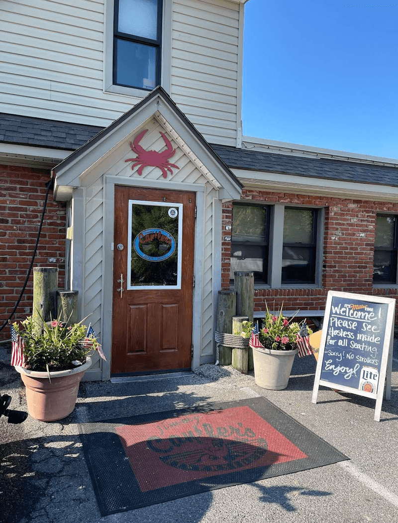 The Best Family-Owned Restaurant in Every State That Still Feels Like Home 21 Cantler's Riverside Inn - Annapolis, Maryland