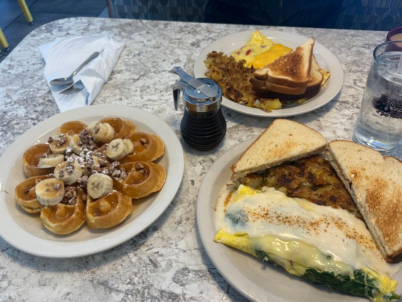 Pop's Diner Co. - Virginia Beach, Virginia