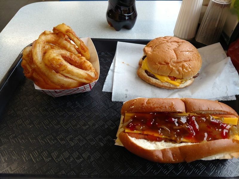 Harmon's Lunch - Falmouth, Maine