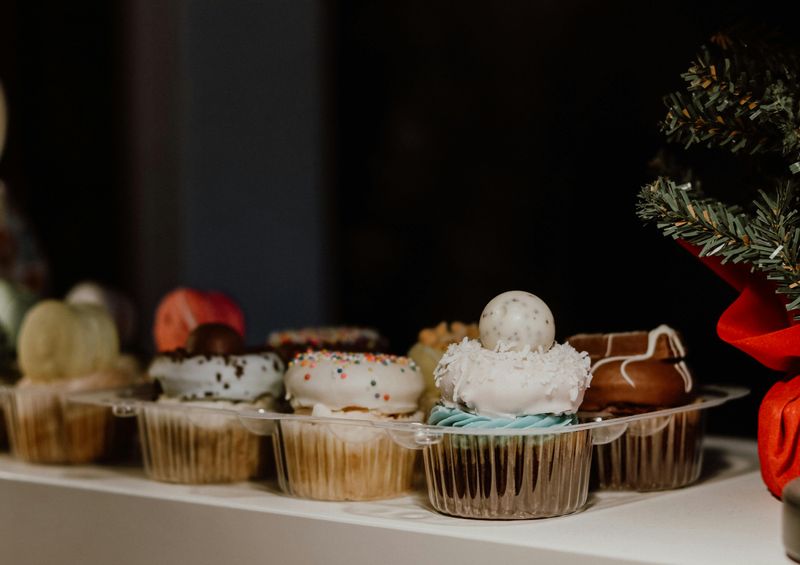 20 Foods That Look Fake - But Taste Real Enough to Keep Buying 20 Packaged cupcakes