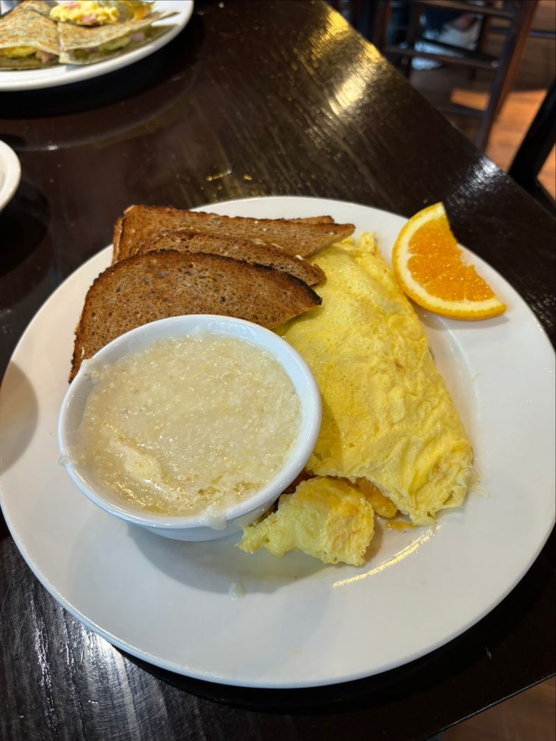 Famous Toastery Of Ashburn - Ashburn, Virginia