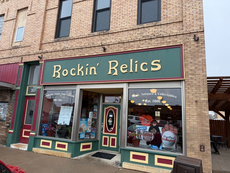 Rockin Relics - Rugby, North Dakota