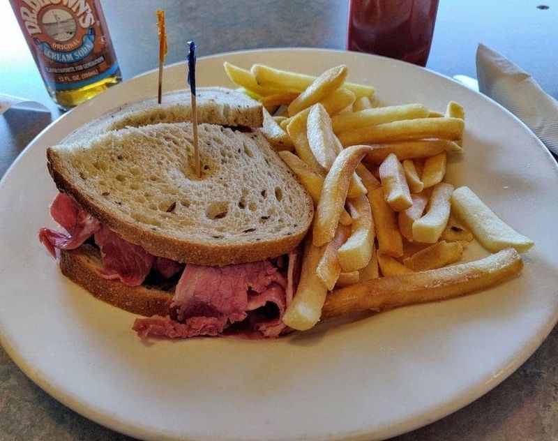 The Reuben Sandwich at This No-Frills Restaurant Is Worth the Drive Across Arizona 6 Russian Dressing Done Right
