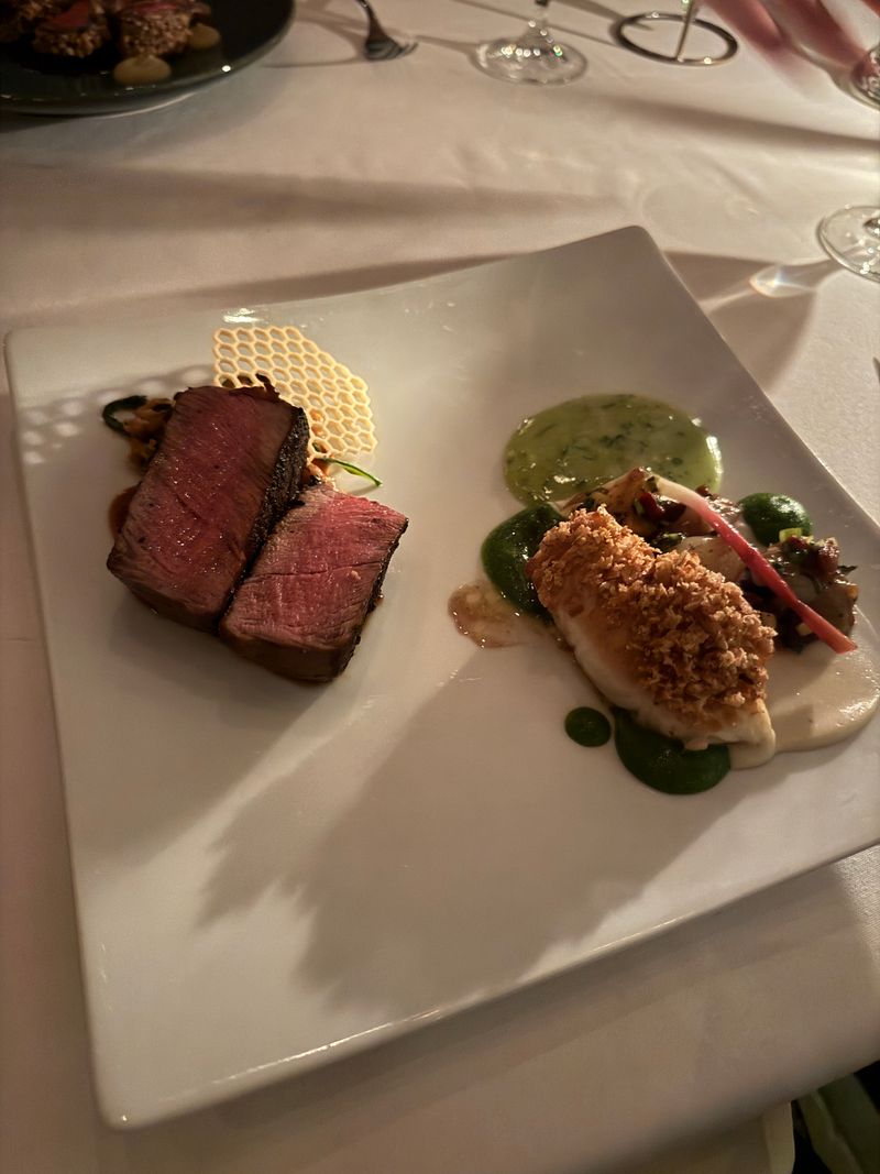 Entrees That Make The Moment