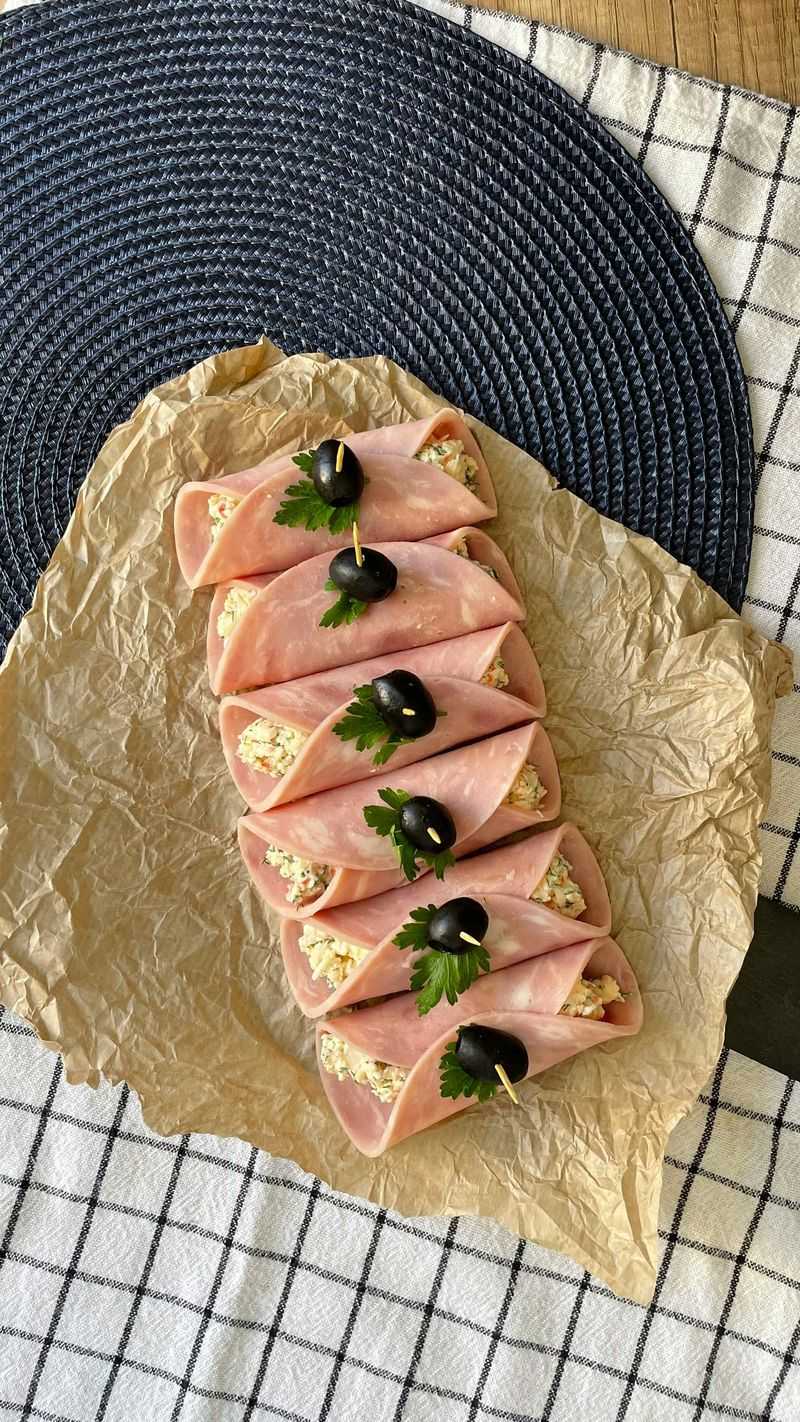 Ham roll ups