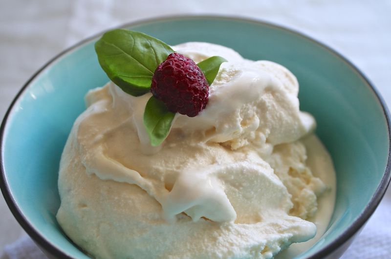 23 grocery items that make people feel like they’re being played 21 Tiny ice cream tubs