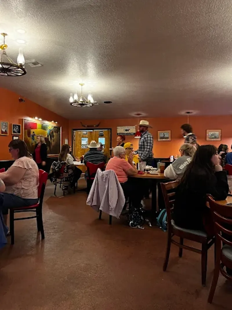 This Unassuming Florida Restaurant Is Known for Steaks Locals Swear By 9 Service That Feels Personal