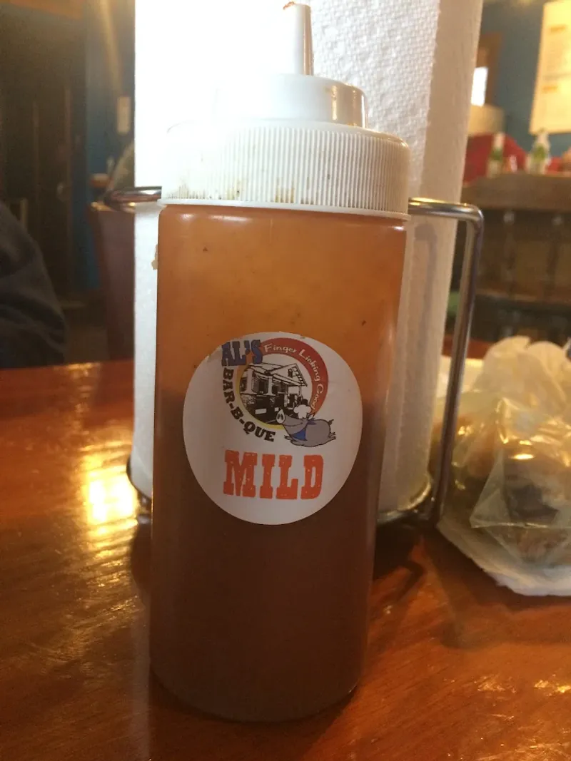 The House BBQ Sauce That Deserves Its Own Fan Club