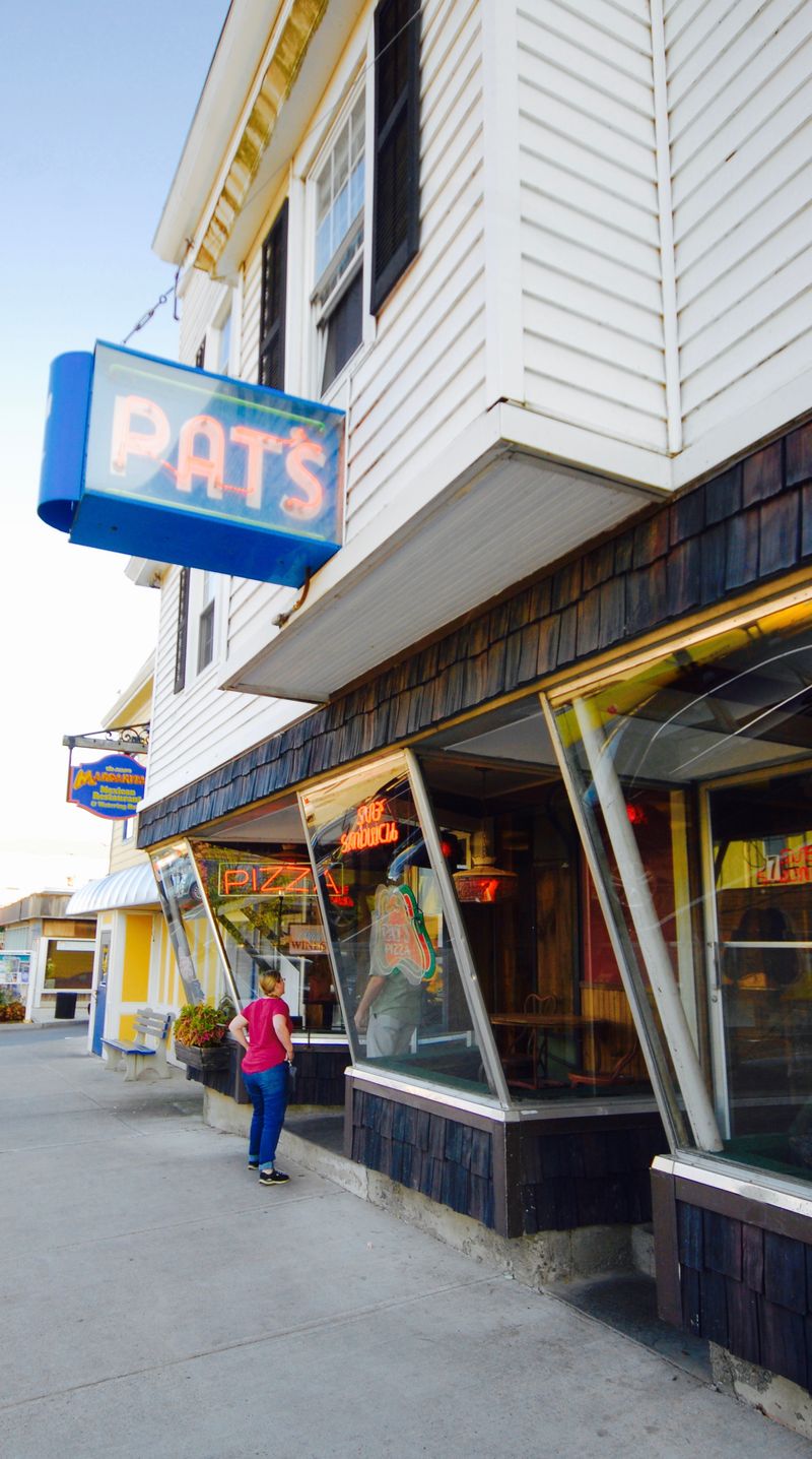 Pat's Pizza - Orono, Maine