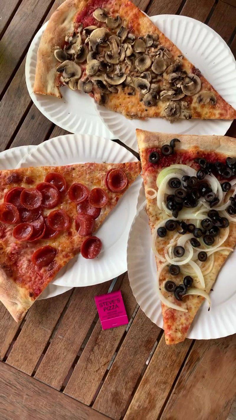 Steve's Pizza - Miami, Florida