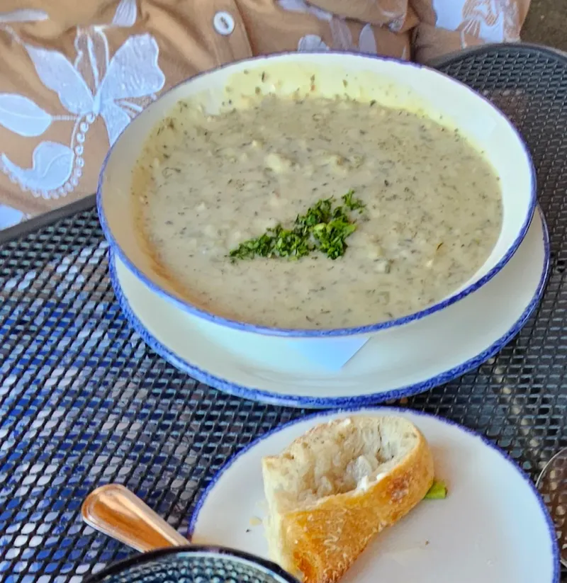 Duke's Seafood South Lake Union - Seattle, Washington