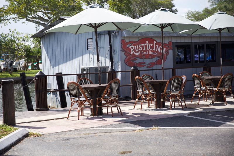 Rustic Inn Crabhouse - Fort Lauderdale, Florida