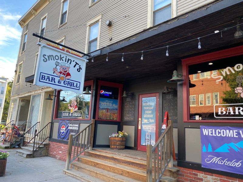 Smokin T's Bar & Grill - Lancaster, New Hampshire