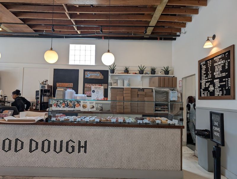 This Little-Known Donut Shop Might Be Florida's Best-Kept Secret 9 Friendly Staff That Makes You Feel Right at Home