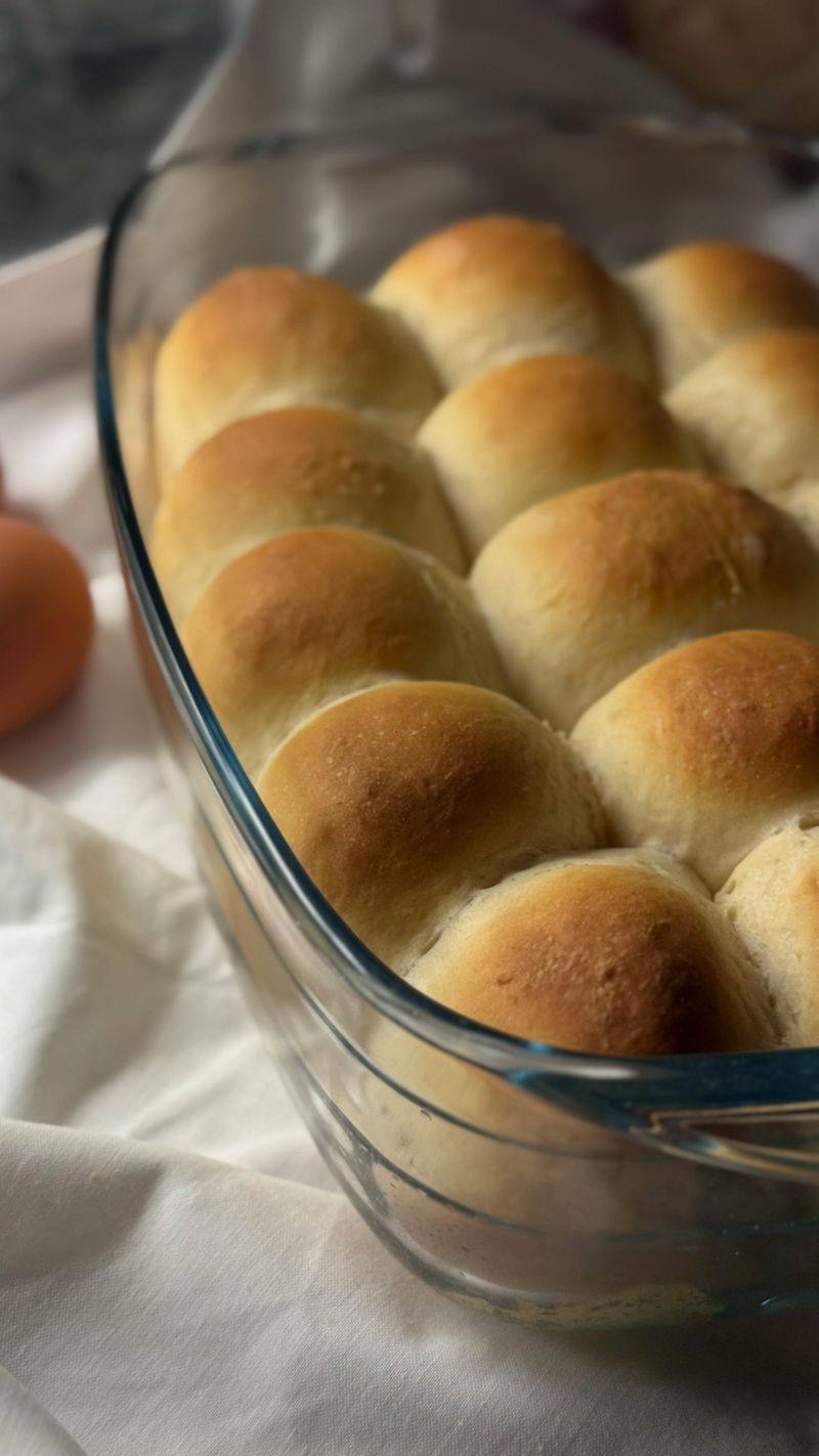 Dinner rolls