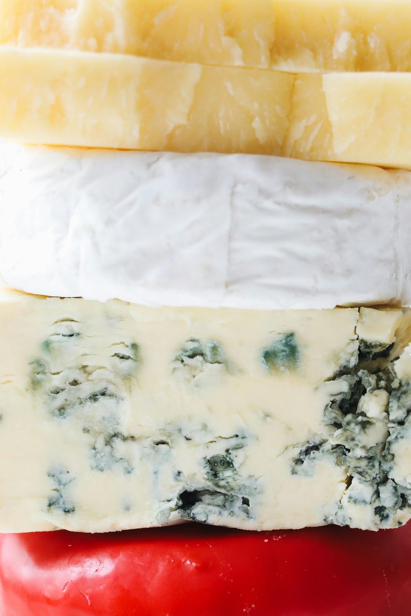 18 Foods That “Healthy” Replacements Still Can’t Beat 5 Real cheese