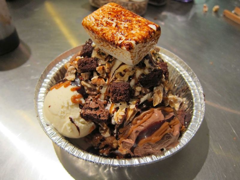 10 Arizona Ice Cream Shops Locals Hit Even In Winter 2 Sweet Republic - Scottsdale, Arizona