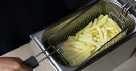 20 Restaurant “Secrets” Regulars Spot in One Visit