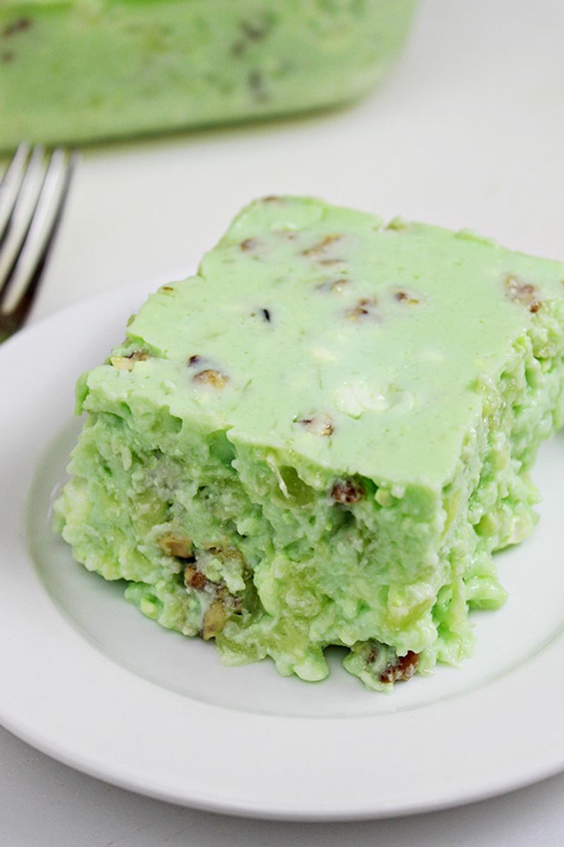 21 Foods That Used to Be Normal at the Table - and Would Start Drama Today 2 Jello salad