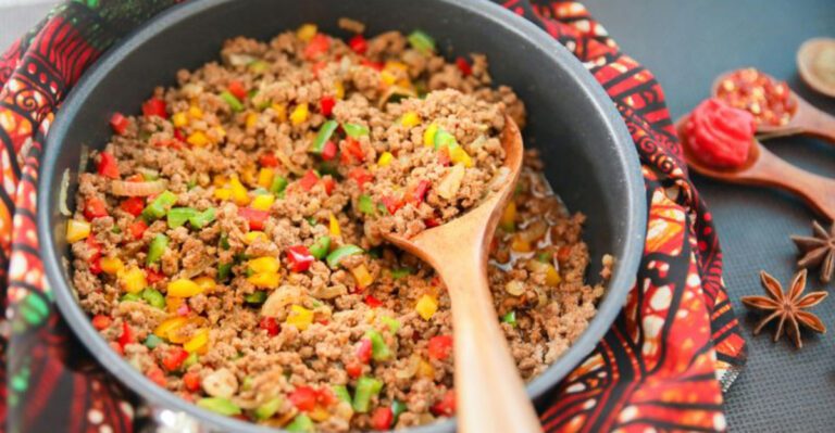 21 Meals That Prove Older Generations Didn’t Care About Looks – Only Flavor