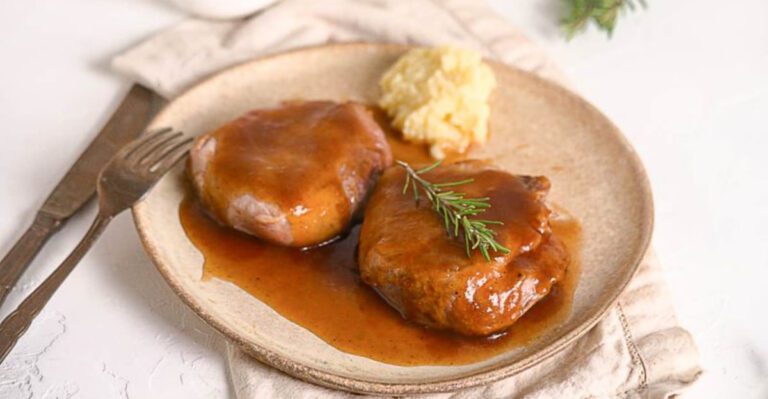 22 Old-School Dinners That Feel Outdated – Until You Taste How Good They Still Are