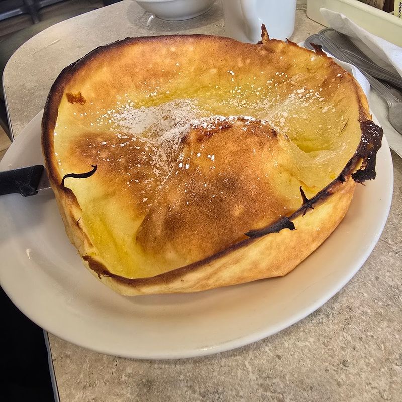 Dutch Baby Pancakes That Steal the Show
