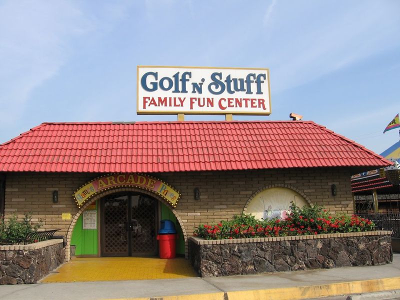 Golf N' Stuff - Norwalk, California