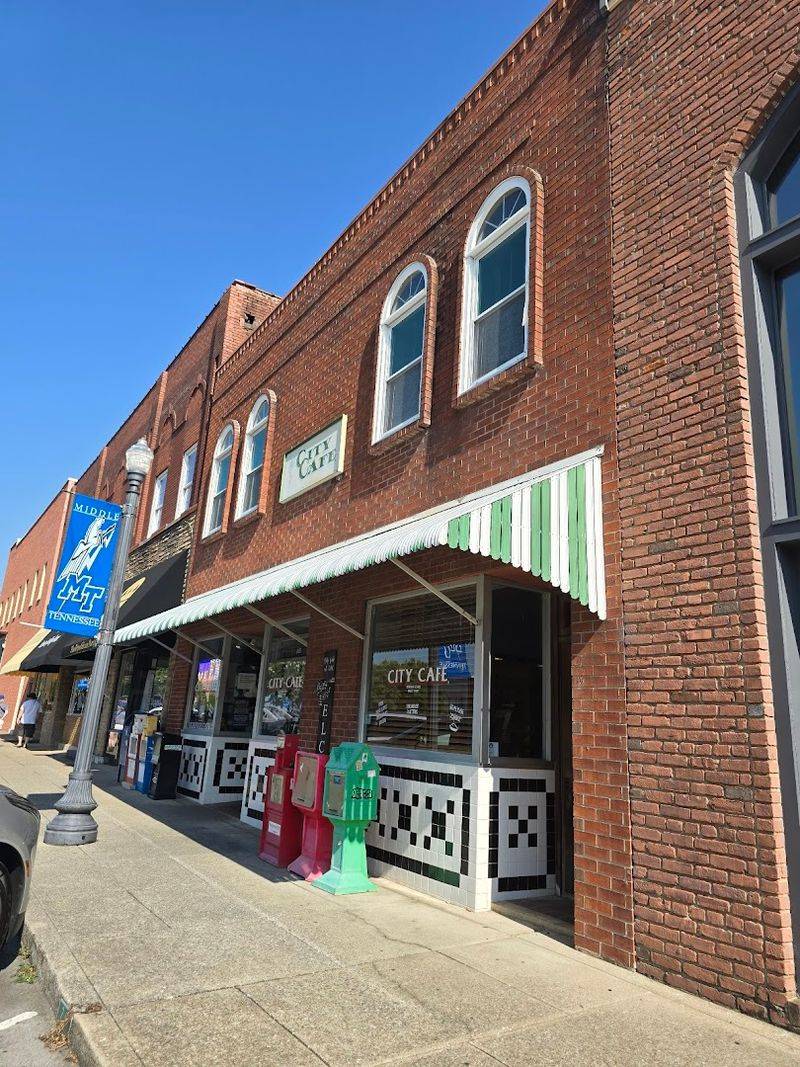 9 Tennessee Small-Town Diners That Still Feel Like A Time Capsule 2 City Cafe - Murfreesboro, Tennessee