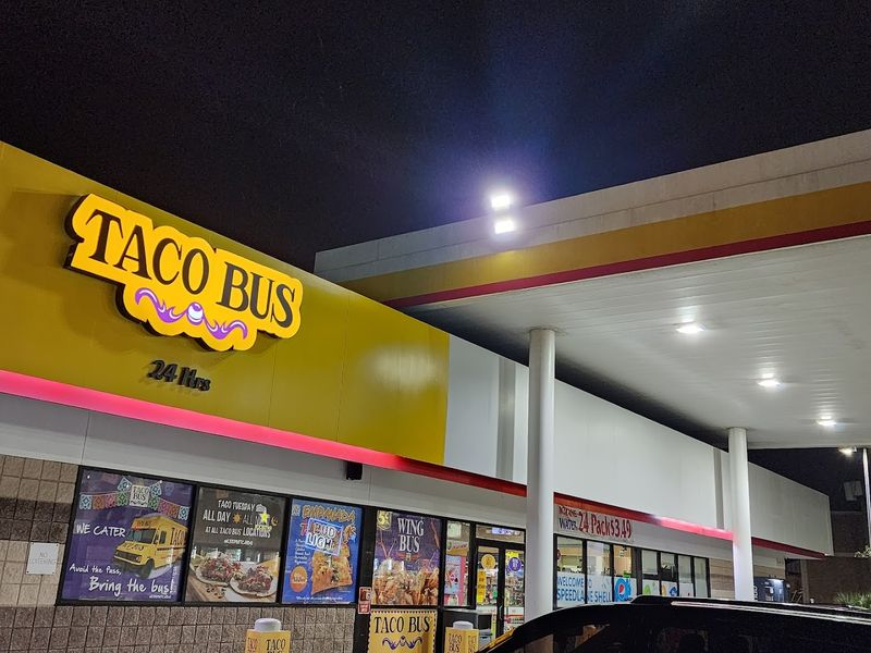 Open 24 Hours — Because Hunger Does Not Follow a Schedule