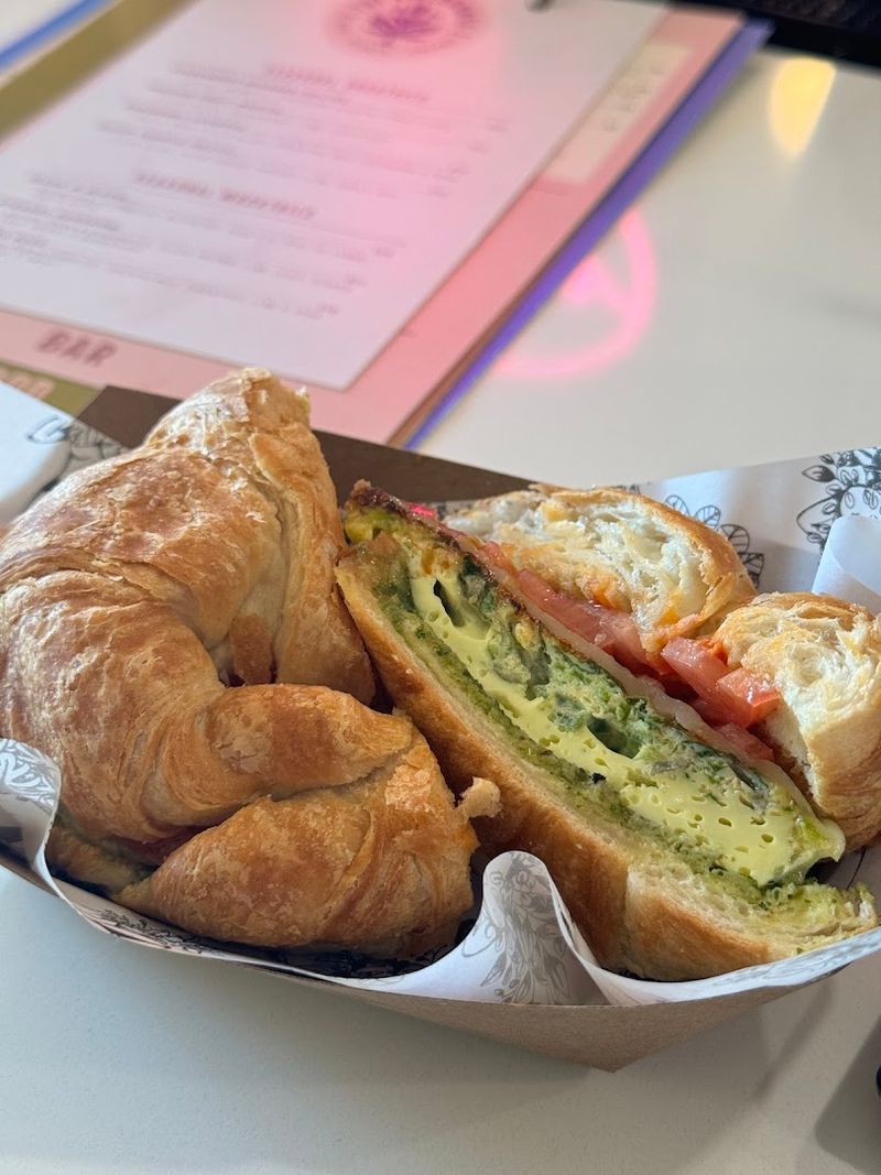 Food Bites That Punch Way Above Their Weight