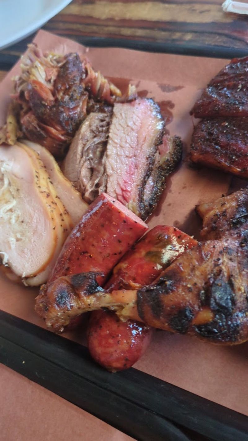 People drive across Texas for the smoked brisket at this no-frills roadside spot 9 Smoked Turkey That Earns Its Spot on the Plate