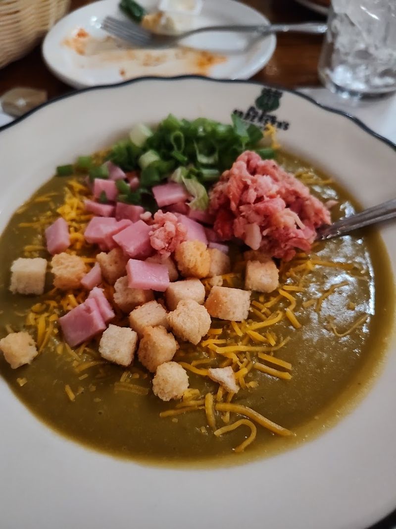 The Travelers Special: Unlimited Soup, Bread, and a Shake