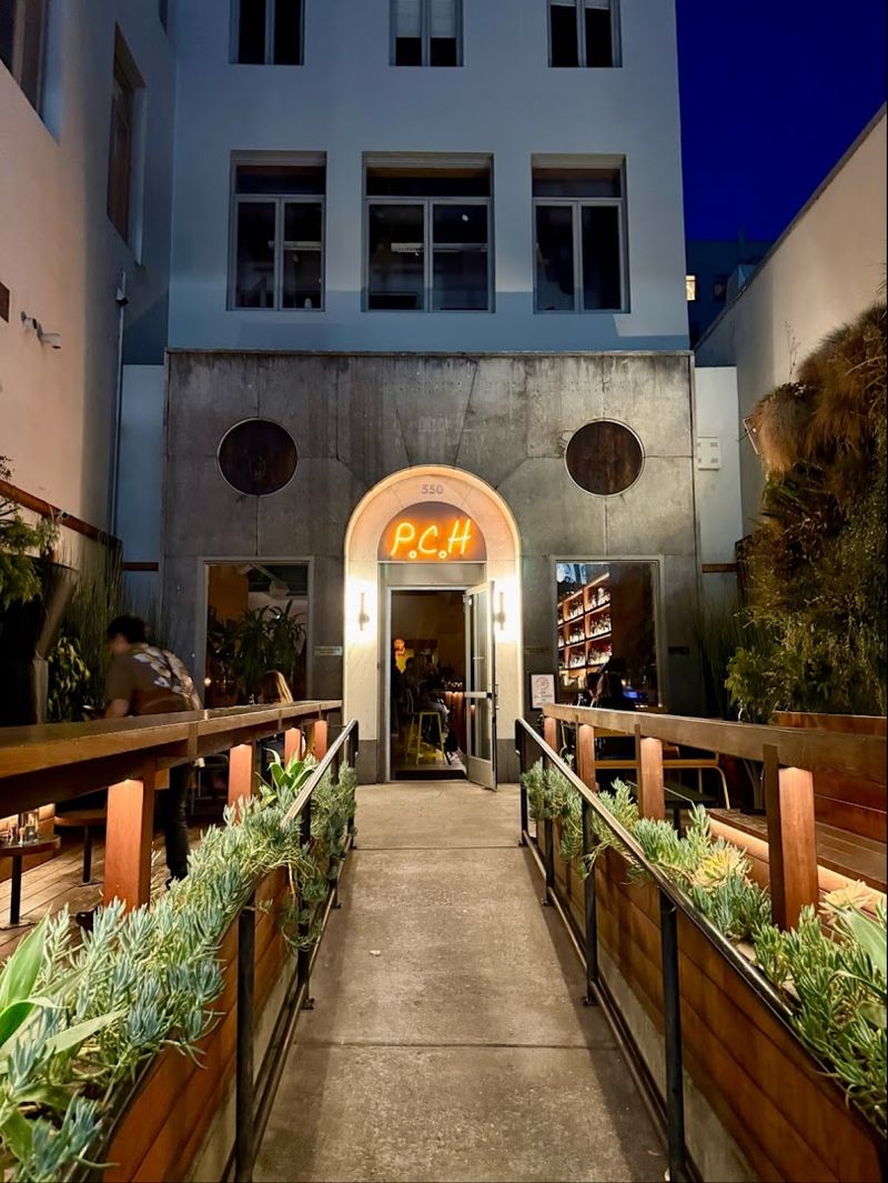 Pacific Cocktail Haven - San Francisco, California