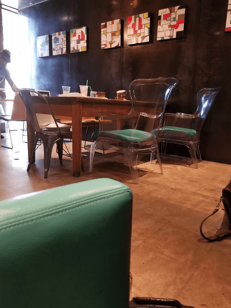 The Eclectic Décor That Feels Like Art