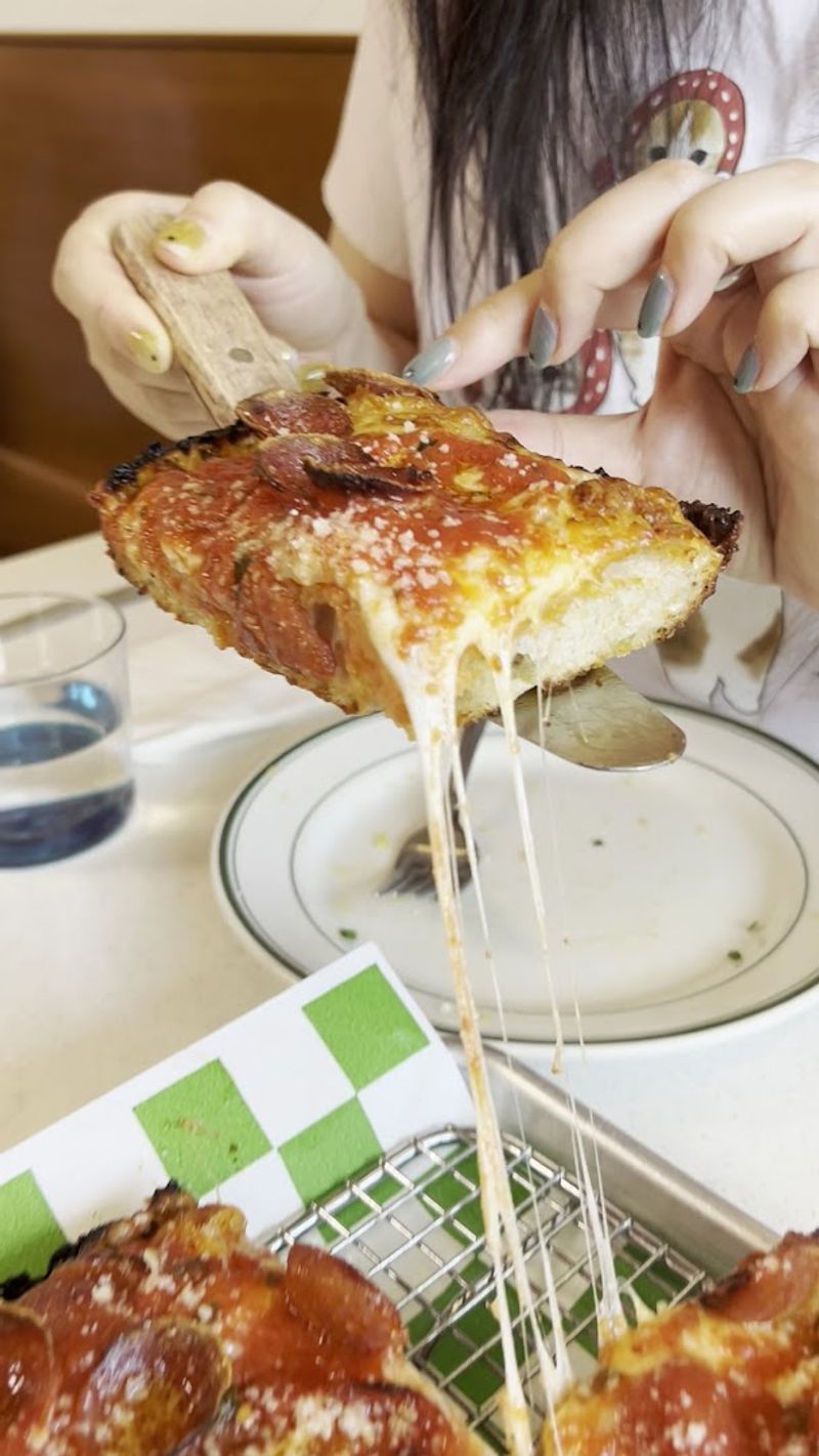 Quarter Sheets - Los Angeles, California