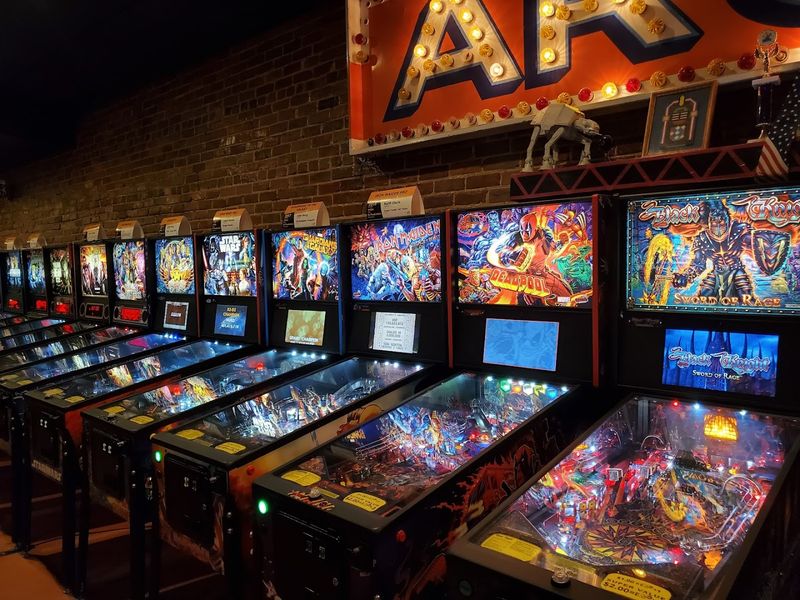 Extended Hours on Weekends for Late-Night Retro Fun